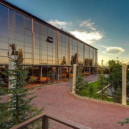 Karagat Hotel Karakol Exterior foto